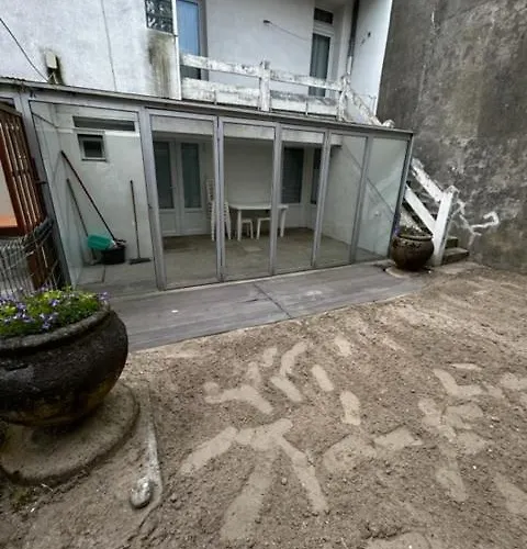 Les Avocettes Apartment